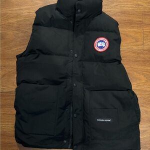 Black Canada goose vest